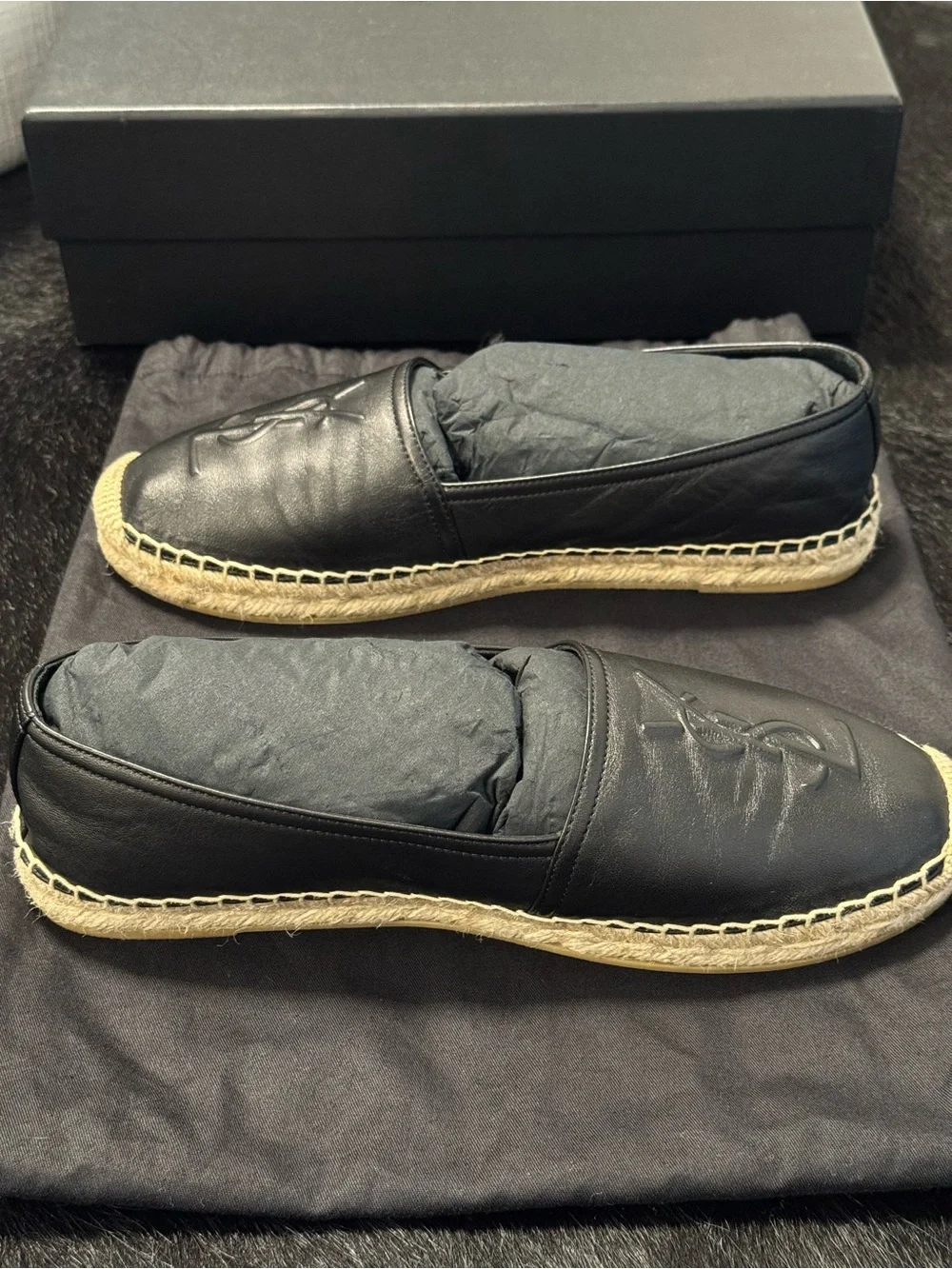 SAINT LAURENT Cassandre Logo-Embossed Leather Espadrilles - Picture 3 of 7